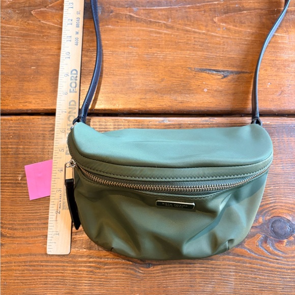 Kate Spade Dawn Nylon Belt Bag Color: Sapling Green New With Tags - Picture 8 of 9